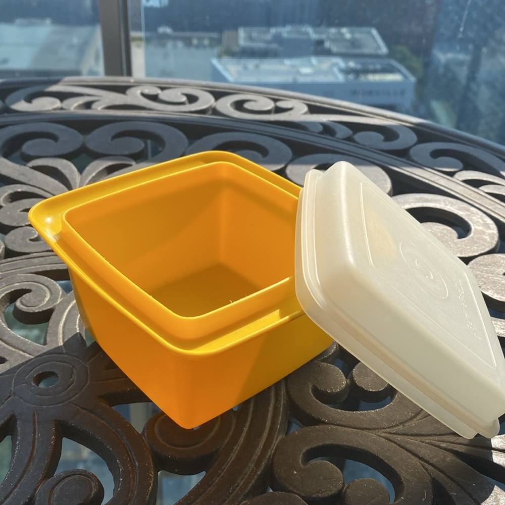 Tupperware Mini Vintage Square Jam Container # 861-1 with lid
